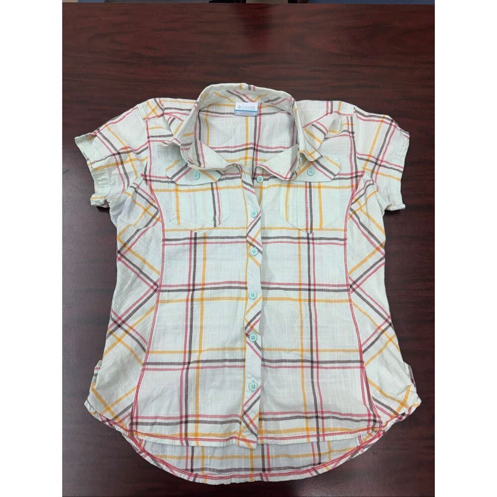 Columbia Plaid Cream Colored Plaid Button Up Short Sleeve Shirt Size Medium
